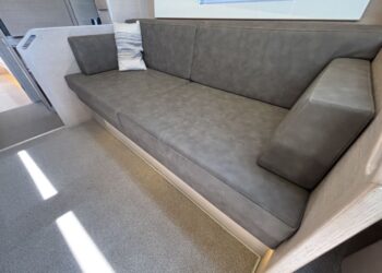 Solaris 58, LADY G 37