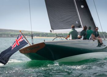 Spirit 52D, OUI FLING 12