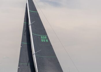 Spirit 52D, OUI FLING 13
