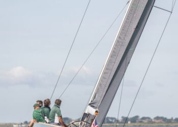 Spirit 52D, OUI FLING 15
