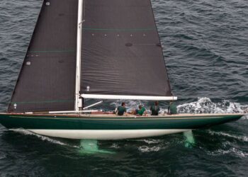 Spirit 52D, OUI FLING 25