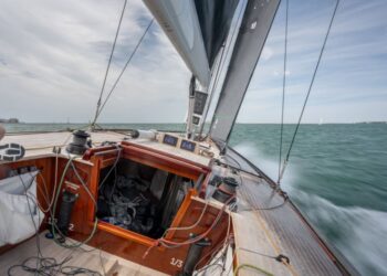 Spirit 52D, OUI FLING 26