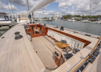 Spirit 52D, OUI FLING 38