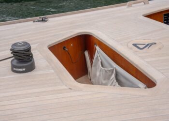 Spirit 52D, OUI FLING 44