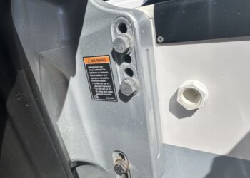 Axopar 37 XC Cross Cabin - Brabus Line, SISU 40