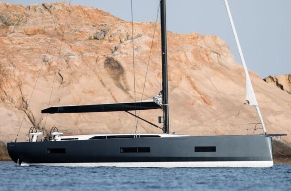 cannes-yachting-festival-2025-solaris 50-6