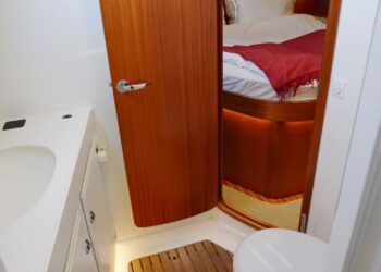 Hallberg-Rassy 55, UNCLE MOE 70