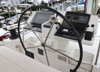 Lagoon 560, CASCADIA 2 17