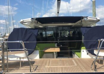 Moody Decksaloon 54, OUTNUMBERED 29