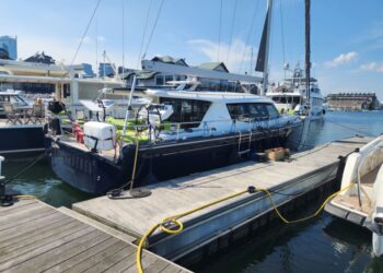 Moody Decksaloon 54, OUTNUMBERED 7
