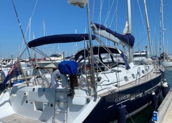 Oceanis 523 Clipper, SLOW GIN 16