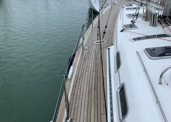 Oceanis 523 Clipper, SLOW GIN 18