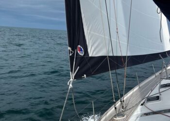 Oceanis 523 Clipper, SLOW GIN 21
