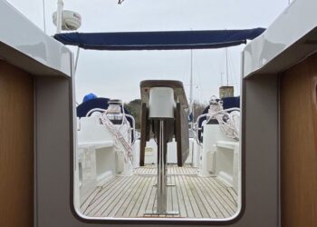 Oceanis 523 Clipper, SLOW GIN 42