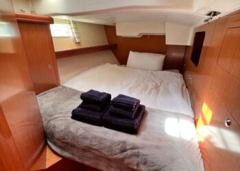 Oceanis 523 Clipper, SLOW GIN 45