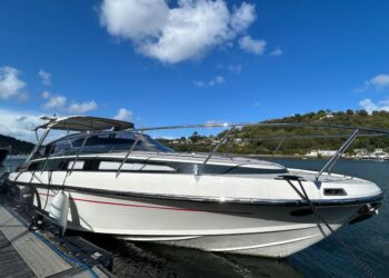 KAOS – The first brokerage Supermarine Spearfish 32 to hit the market
