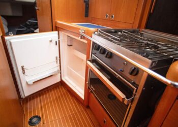 Nautor Swan 40, BASTET 21