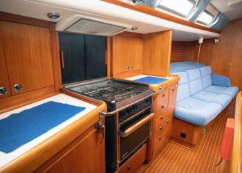 Nautor Swan 40, BASTET 22