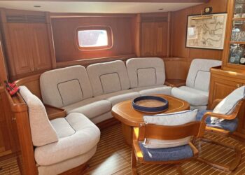 Nautor Swan 77, INVICTUS 16