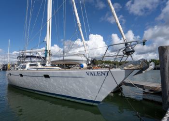 Oyster 55, VALENT