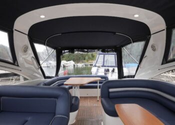 Princess V42, DECKADENCE 13