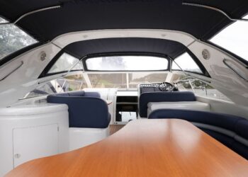 Princess V42, DECKADENCE 14