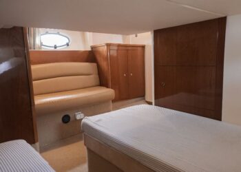 Princess V42, DECKADENCE 33