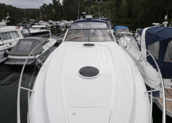 Princess V42, DECKADENCE 9