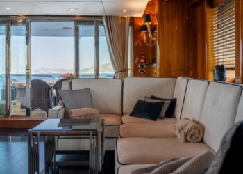 Sunseeker 34 Metre Yacht, ARAGO 103