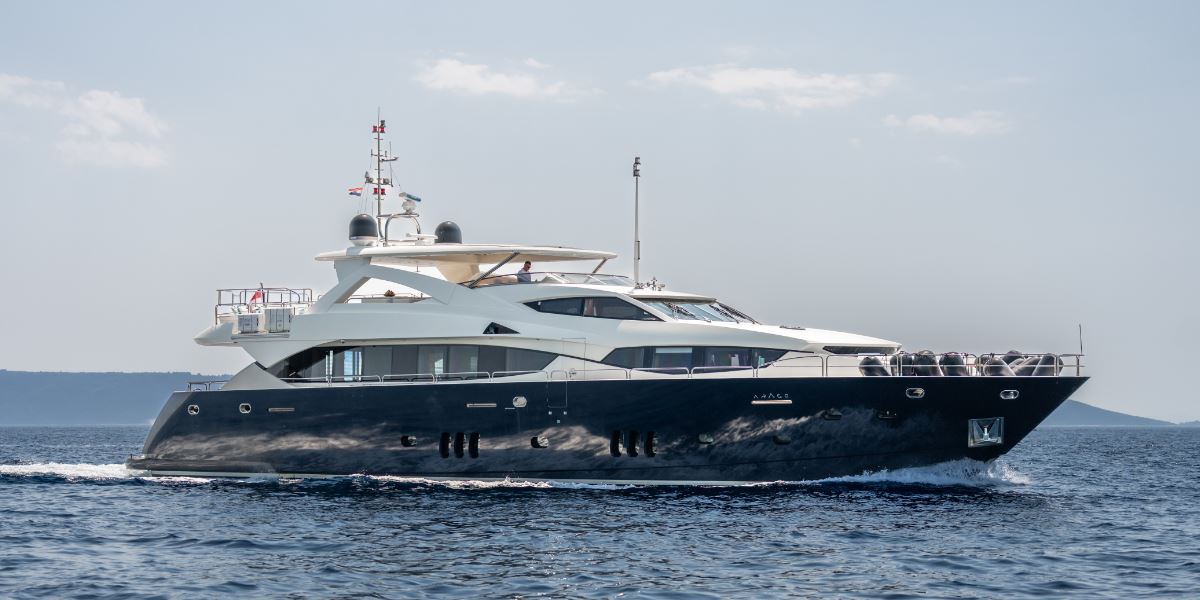 Sunseeker 34 Metre Yacht, ARAGO 1 Main