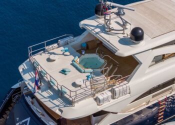 Sunseeker 34 Metre Yacht, ARAGO 13