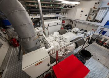 Sunseeker 34 Metre Yacht, ARAGO 136