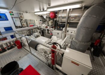 Sunseeker 34 Metre Yacht, ARAGO 137