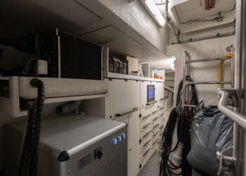 Sunseeker 34 Metre Yacht, ARAGO 138