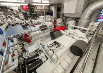 Sunseeker 34 Metre Yacht, ARAGO 144