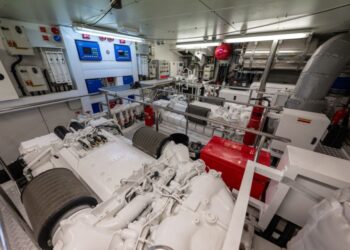 Sunseeker 34 Metre Yacht, ARAGO 147