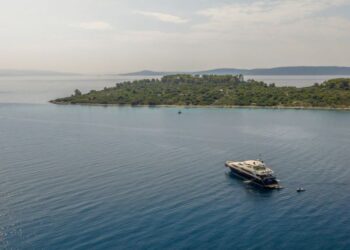 Sunseeker 34 Metre Yacht, ARAGO 15