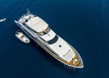 Sunseeker 34 Metre Yacht, ARAGO 3