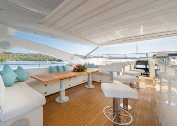 Sunseeker 34 Metre Yacht, ARAGO 37