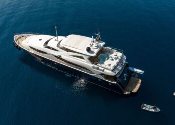 Sunseeker 34 Metre Yacht, ARAGO 5