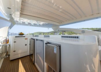 Sunseeker 34 Metre Yacht, ARAGO 51