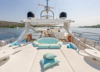 Sunseeker 34 Metre Yacht, ARAGO 55