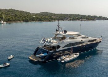 Sunseeker 34 Metre Yacht, ARAGO 6