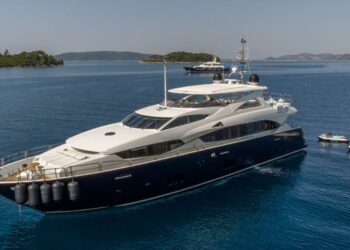 Sunseeker 34 Metre Yacht, ARAGO 9