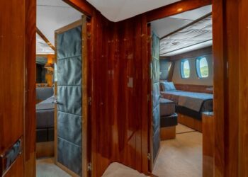 Sunseeker 34M, ARAGO 104