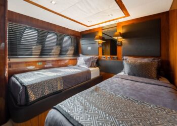 Sunseeker 34M, ARAGO 107