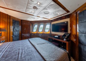 Sunseeker 34M, ARAGO 119
