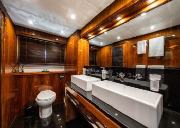 Sunseeker 34M, ARAGO 124