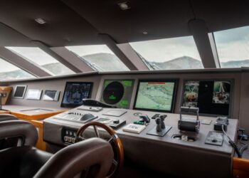 Sunseeker 34M, ARAGO 48