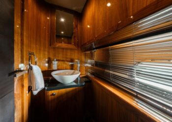 Sunseeker 34M, ARAGO 71